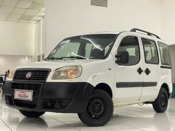 FIAT DOBLÒ 1.4 MPI ATTRACTIVE 8V FLEX 4P MANUAL